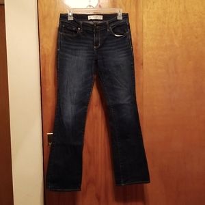 Abercrombie & Fitch 6S